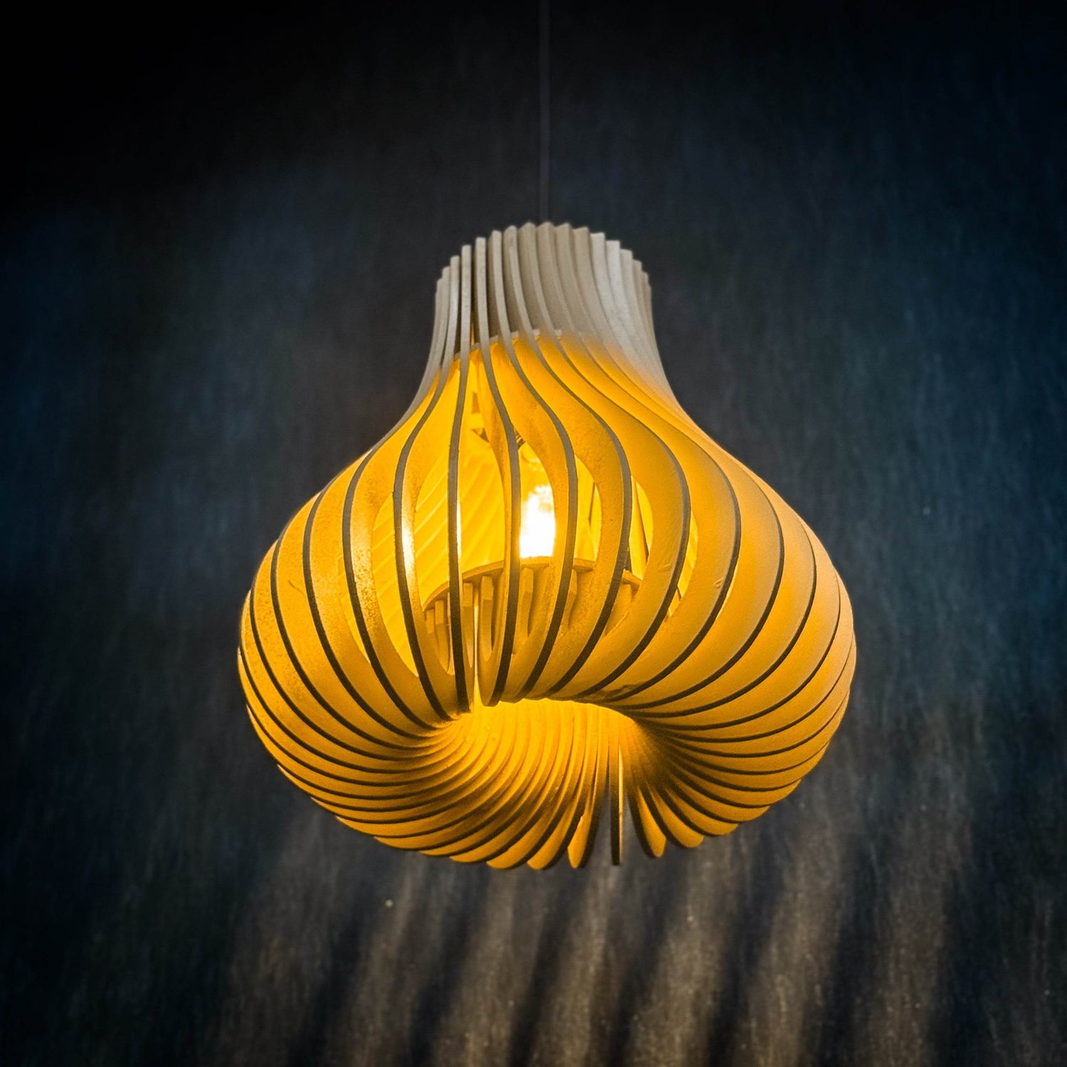TimberLight – Flowing Pendant Lamp - SERENES SPACE