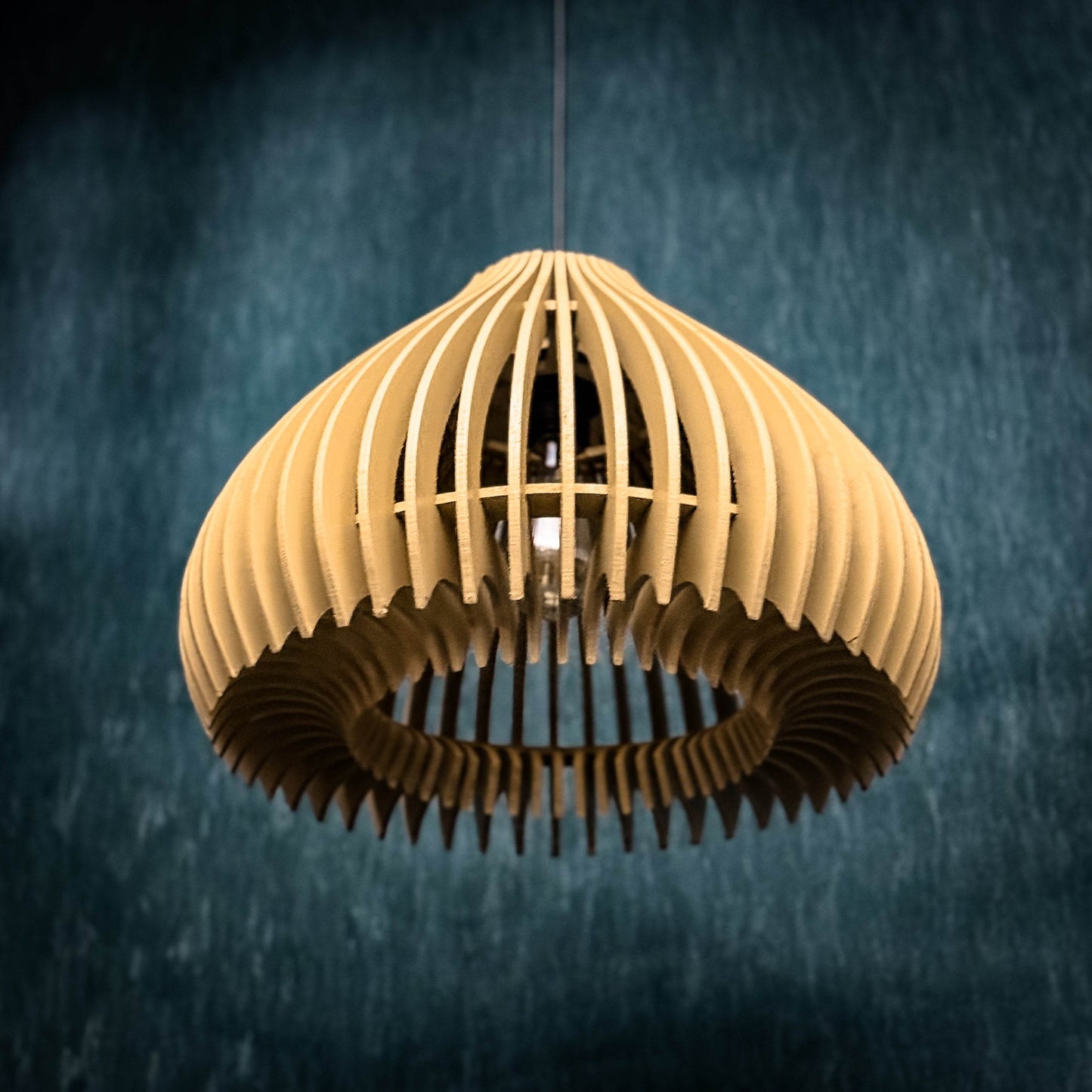 HaloCraft – Sleek Pendant Lamp - SERENES SPACE