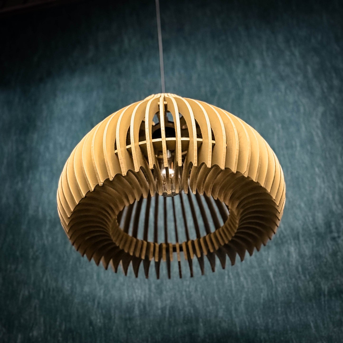 HaloCraft – Sleek Pendant Lamp - SERENES SPACE